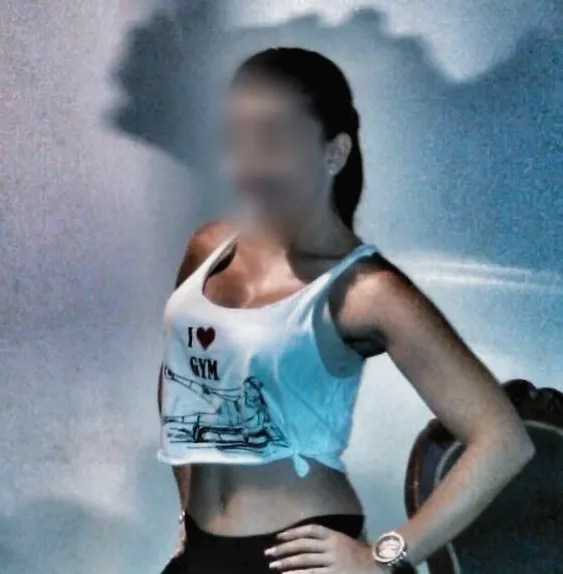 Ambra, 40 anni