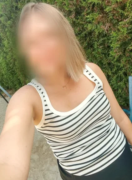 Aya, 37 anni