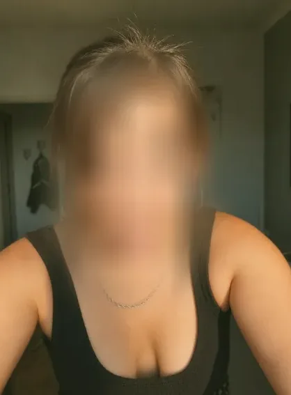 Elena, 34 anni
